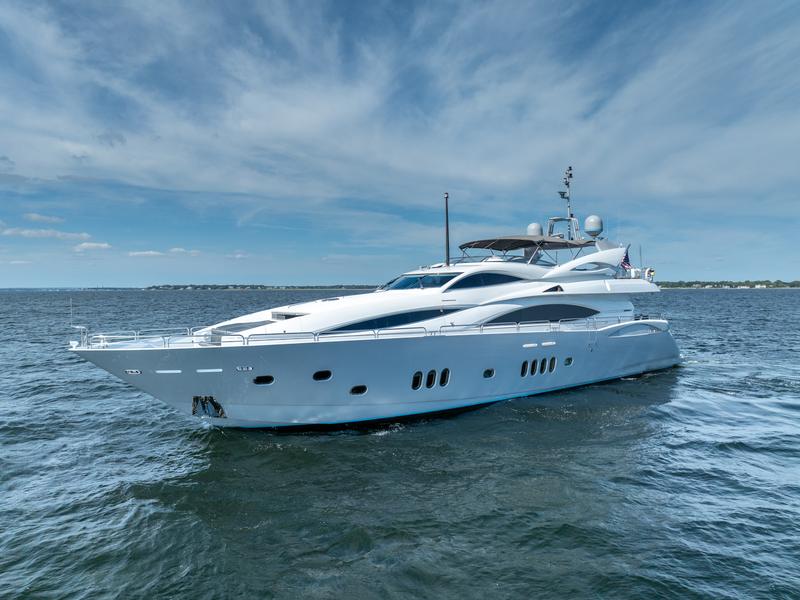 Kefi, 2004 Sunseeker 105